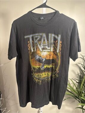 N254. Train band tee Summer Tour 2018 Black Graphic Tee